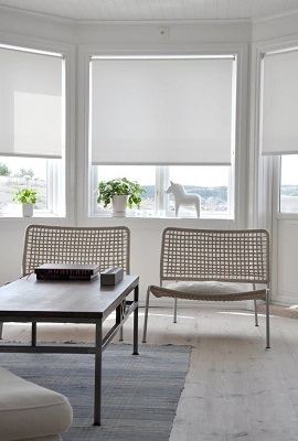 Màn Cuốn Tự Động - Giải Pháp Thông Minh Cho Ngôi Nhà Của Bạn