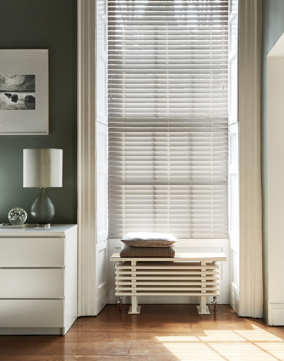 Căn phòng được thiết kế với phong cách cổ điển đương đại