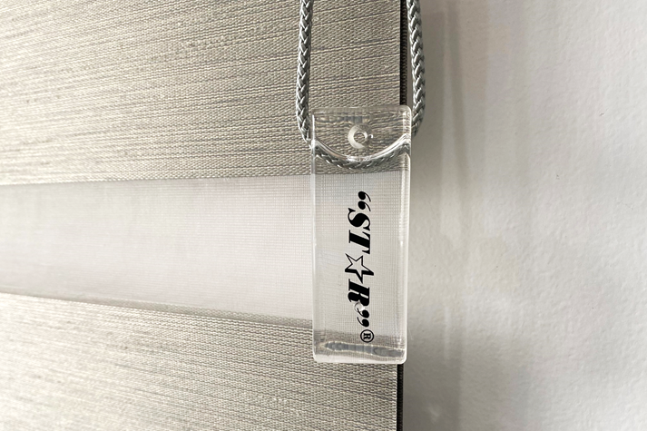 Màu sắc thay đổi theo tùy góc độ