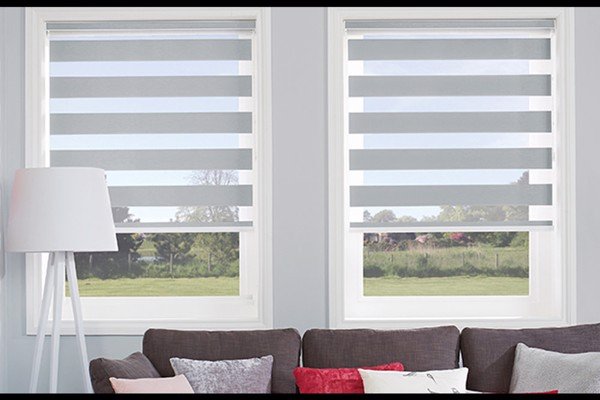 Sự động bộ tuyệt vời của màn cầu vồng trên mọi ô cửa