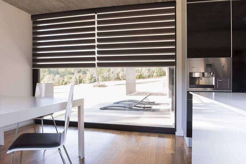 Màn cầu vồng có thiết kế lạ mắt